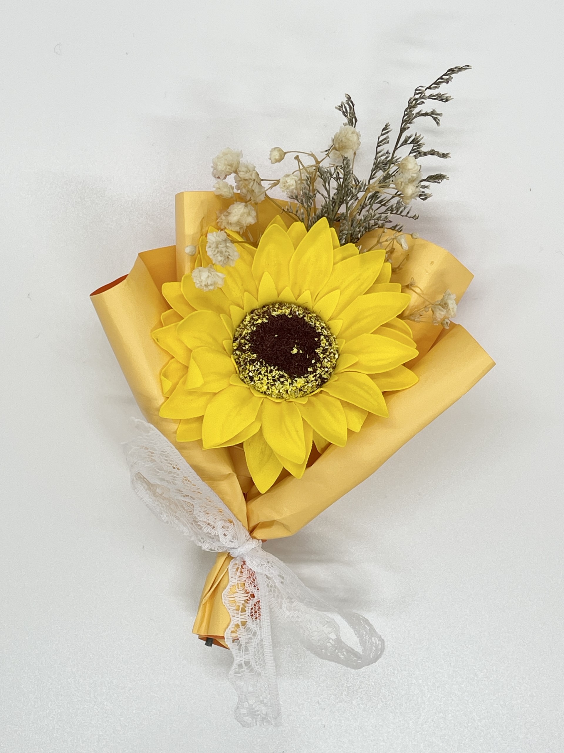 Mini flower bunch add-on for graduation bear